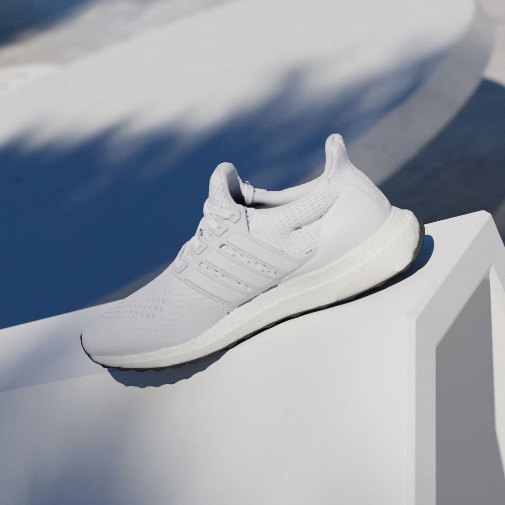 8W / 7M - [NEW] Women's adidas UltraBoost 1.0 Running Shoes  White HQ4207‎ - Picture 6 of 9